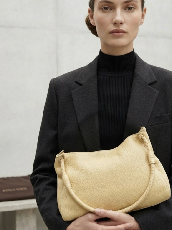 Bottega Veneta Handbags - Bottega Veneta Italy Hobo Bag